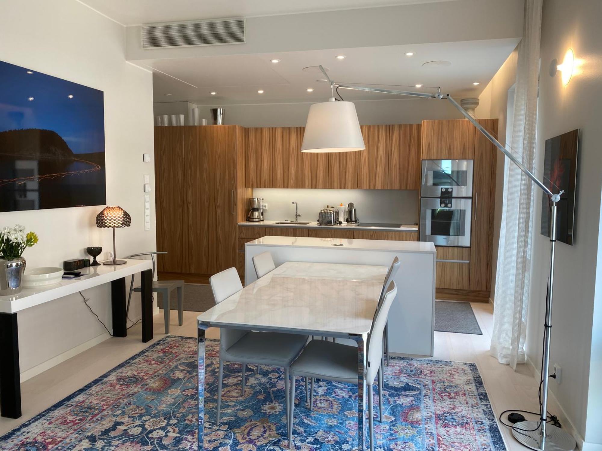 Luxury City Seafront Apartment With Balcony Хельсинки Экстерьер фото